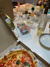 Laden Sie das Bild in den Galerie-Viewer, Sues DIY Workshop | 06.04.24 | Sues Atelier - Pizza Night